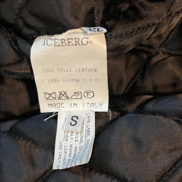 Iceberg Black Bomber with beautiful Tan Fur Hood. Design only on front - Picture 10 of 12